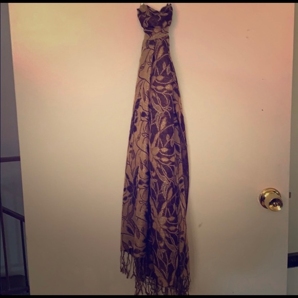 Bundle of 4 scarfs - Picture 5 of 5